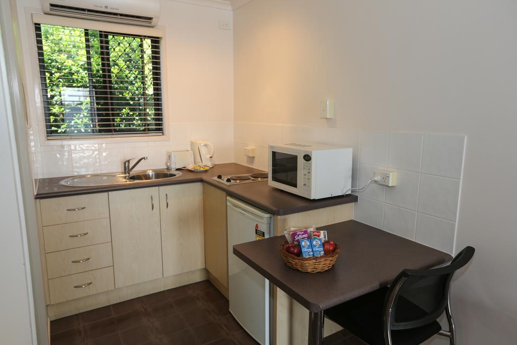 Central Studio Accommodation Гладстон Номер фото